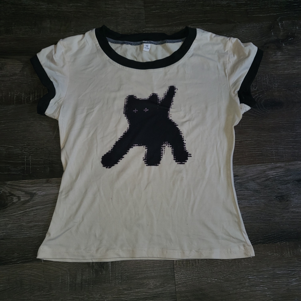 🎒🩷Pixelated Black Cat Tee